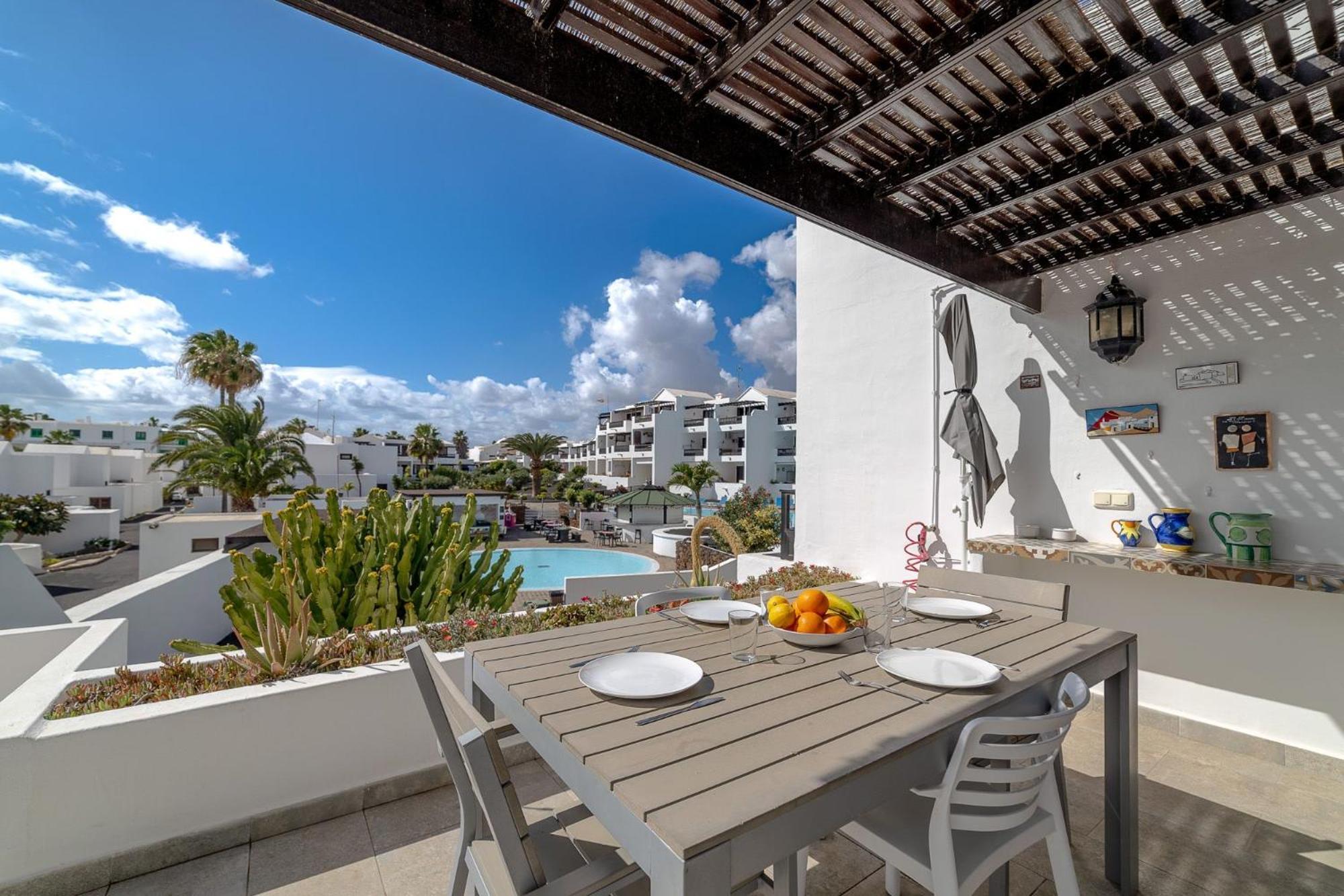 Playa Bastian 2 Habs 2 Banos Y Super Terraza Apartment Costa Teguise Exterior foto
